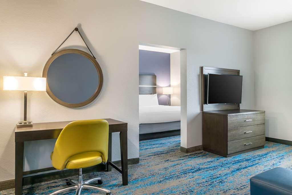 Comfort Inn & Suites Adrian Стая снимка