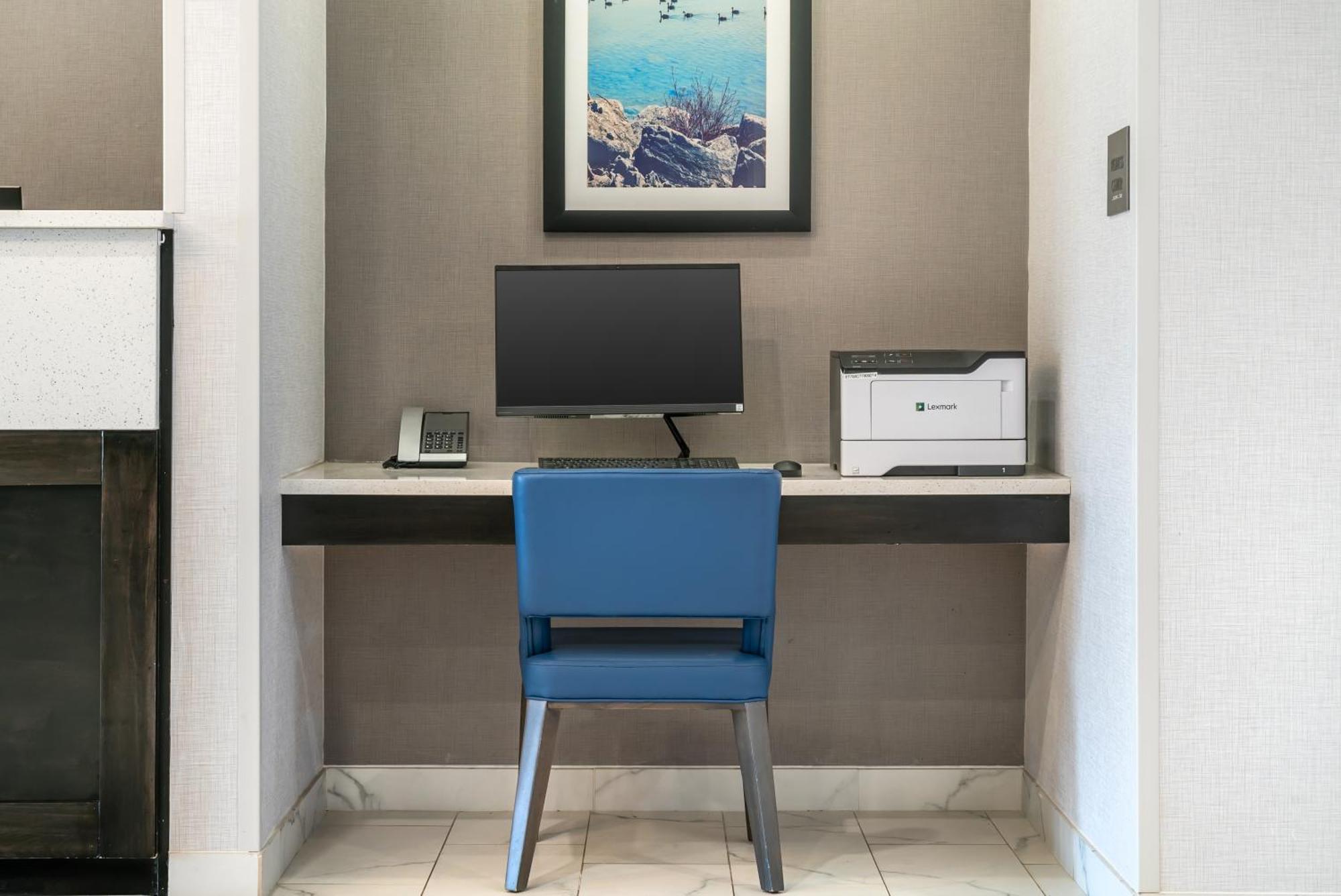 Comfort Inn & Suites Adrian Екстериор снимка