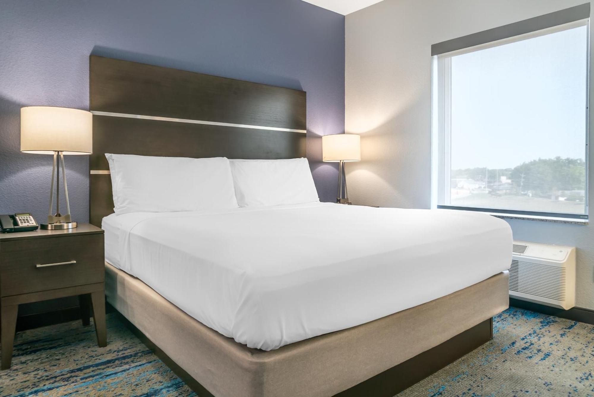 Comfort Inn & Suites Adrian Екстериор снимка